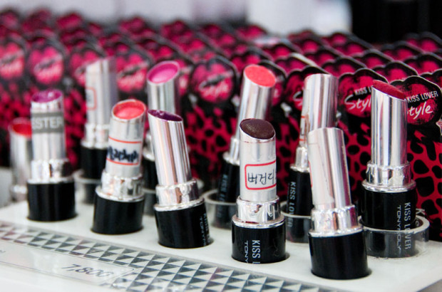 Lipstick on display at Tony Moly near Jochiwon Station. Almost all of Jochiwon's beauty shops are located within walking distance from one another on Jochiwon-ro. (Salgu Wissmath/ The Sejong Dish)